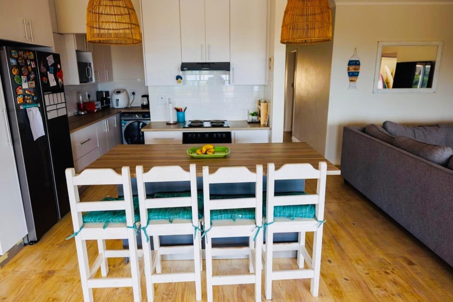 5 Bedroom Property for Sale in Wavecrest Eastern Cape